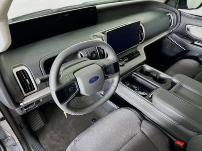 2026 Ford Expedition Activo