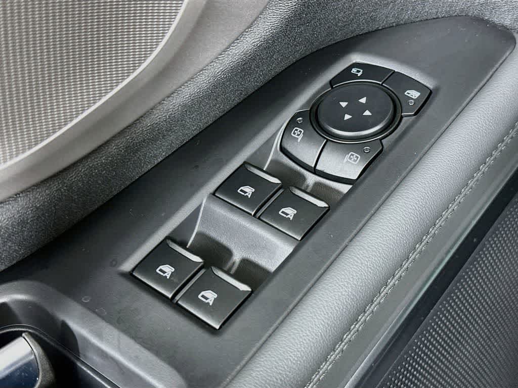 Ford Expedition Active 2027
