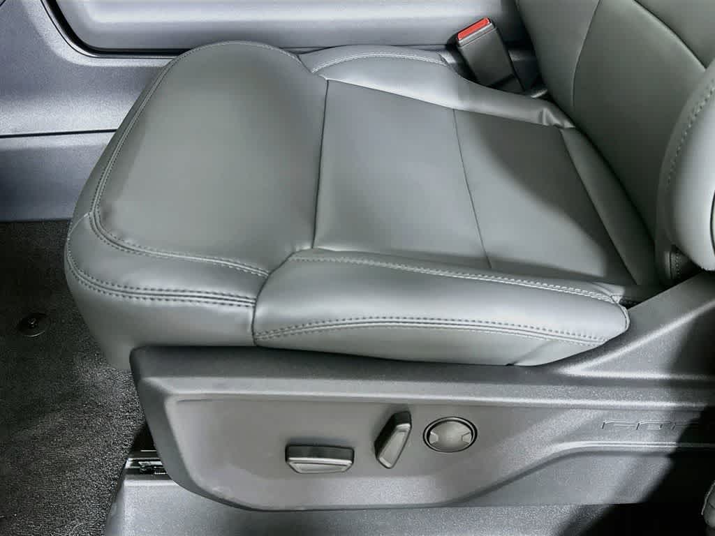 Ford Expedition Active 2027