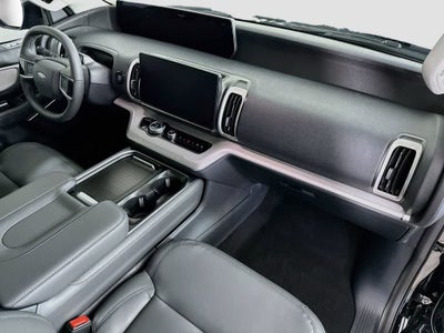 Ford Expedition Active 2027