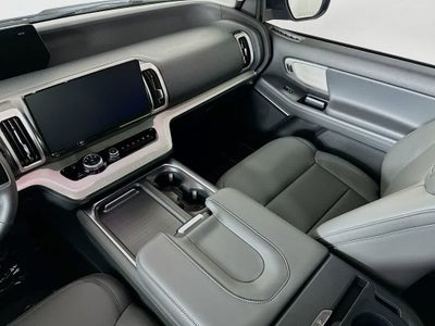 2026 Ford Expedition Activo