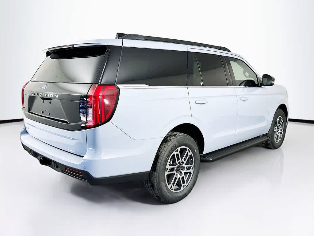 2026 Ford Expedition Activo