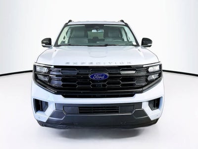 2026 Ford Expedition Activo