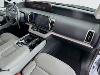 2026 Ford Expedition Activo