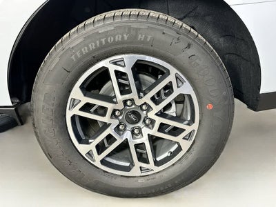 2026 Ford Expedition Activo