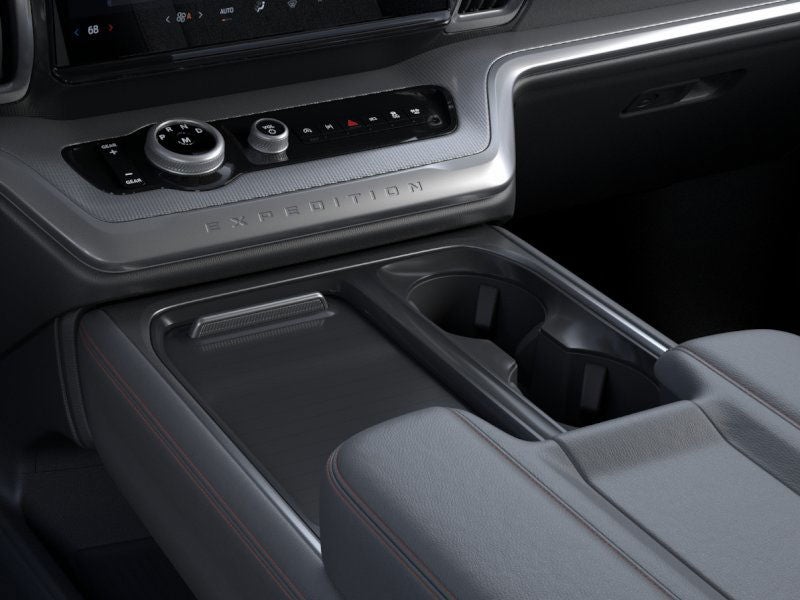 2025 Ford Expedition Activo