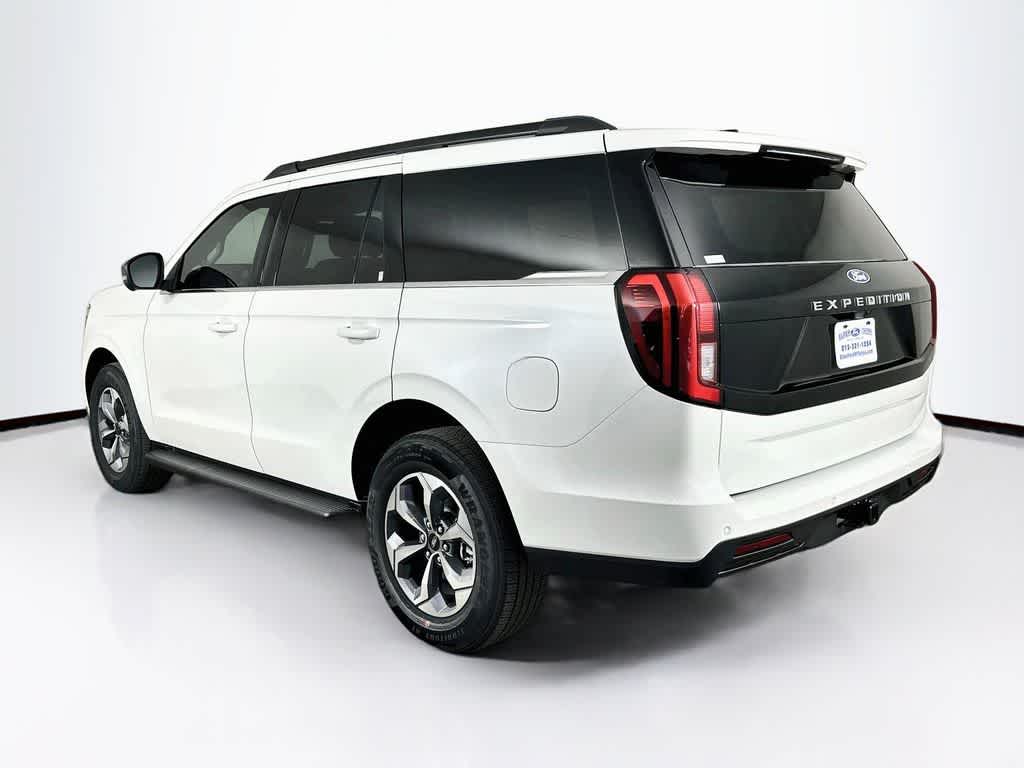 Ford Expedition Active 2027