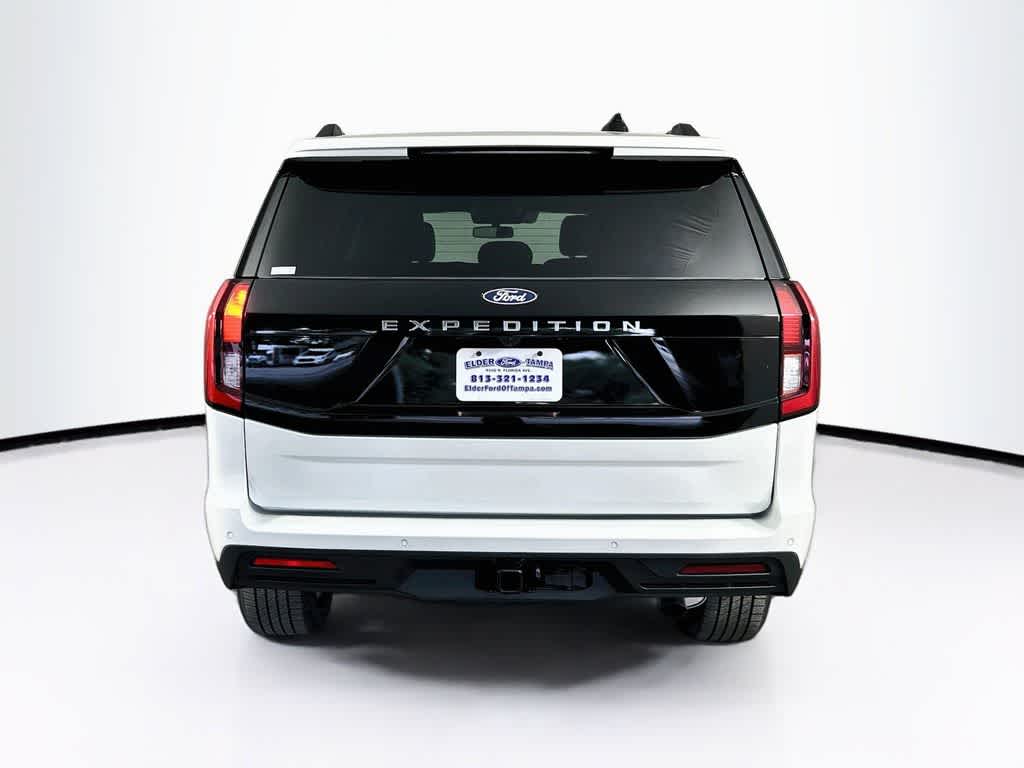Ford Expedition Active 2027