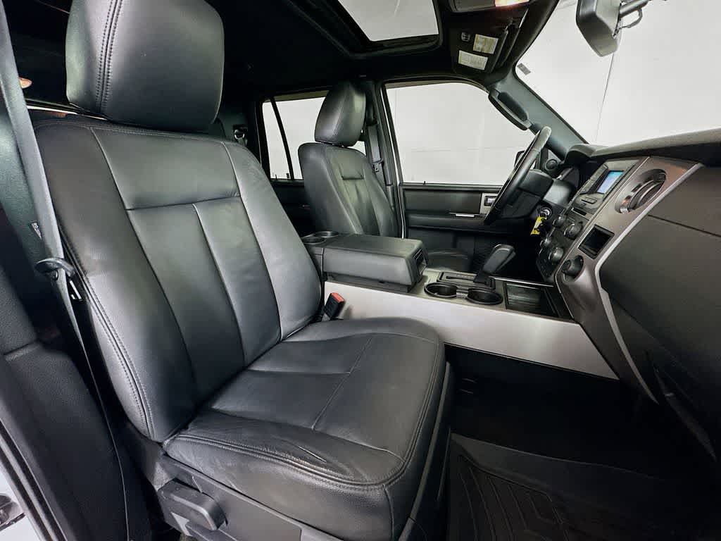 Ford Expedition XLT 2017