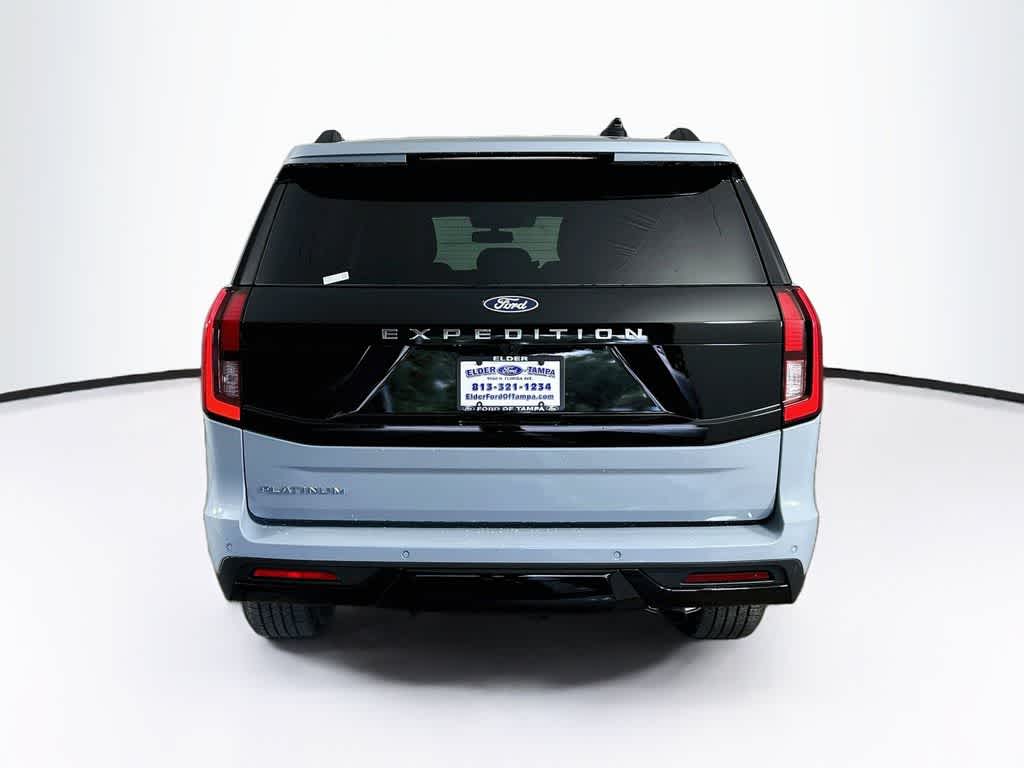 Ford Expedition Platinum 2027
