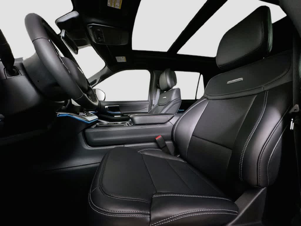 Ford Expedition Platinum 2027