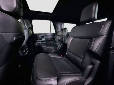 Ford Expedition Platinum 2027