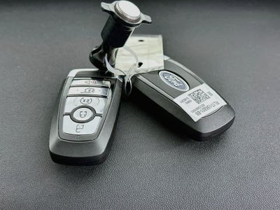 Ford Expedition Platinum 2027