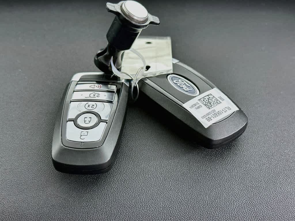 Ford Expedition Platinum 2027