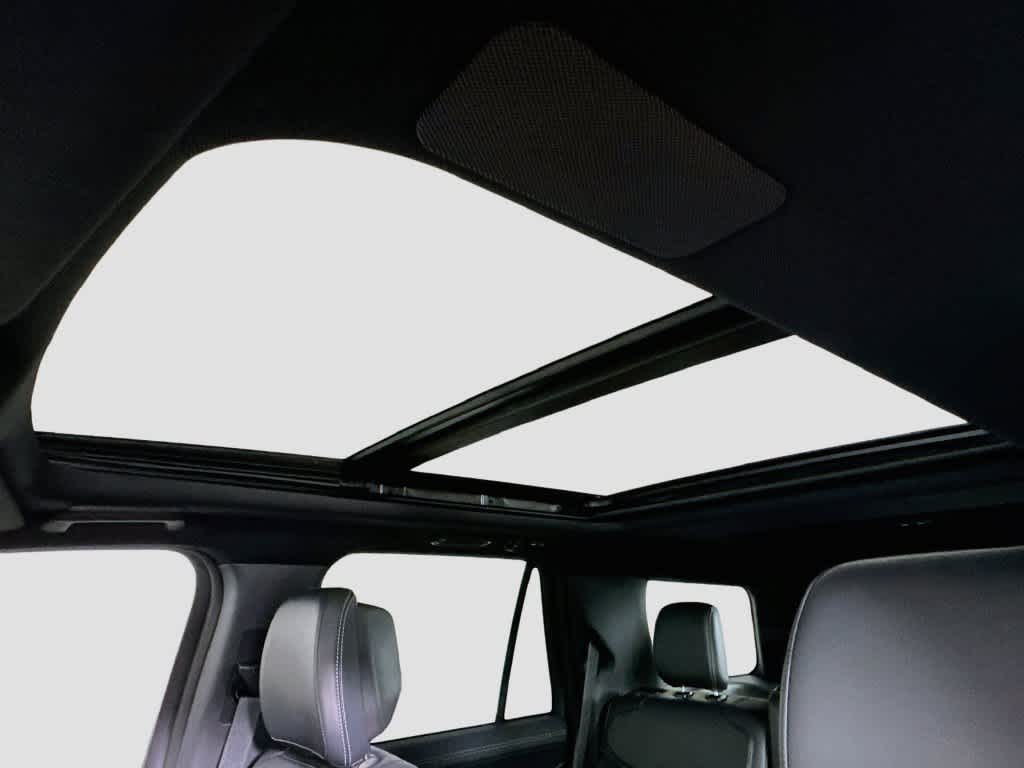 Ford Expedition Platinum 2027