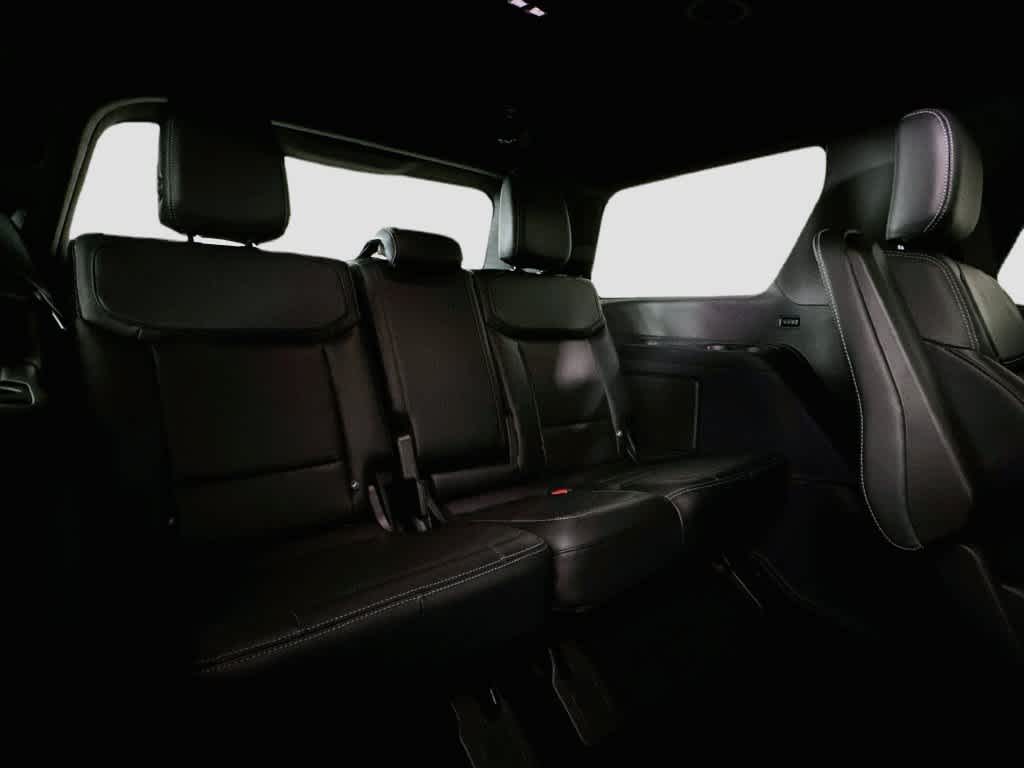 Ford Expedition Platinum 2027