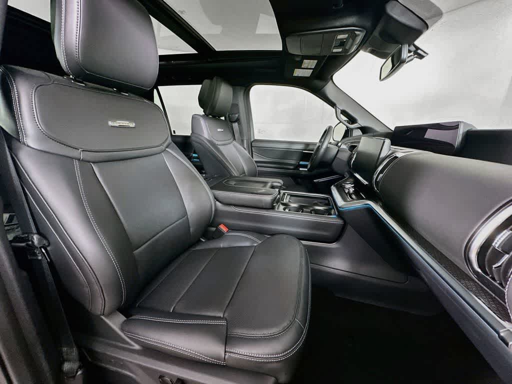 Ford Expedition Platinum 2027