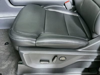Ford Expedition Platinum 2027