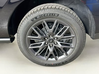 Ford Expedition Platinum 2027