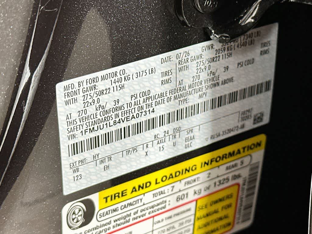 Ford Expedition Platinum 2027