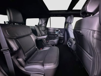 Ford Expedition Platinum 2027