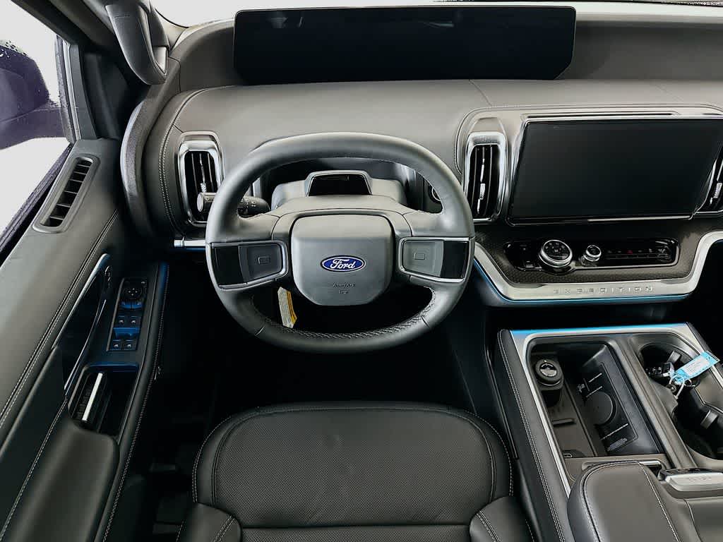 Ford Expedition Platinum 2027