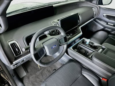 Ford Expedition Platinum 2027