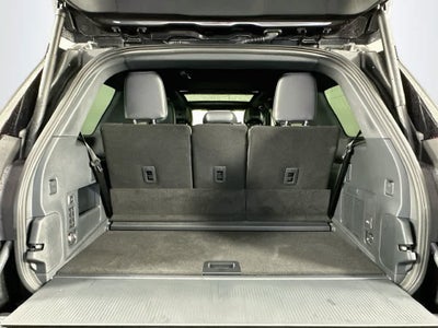 Ford Expedition Platinum 2027