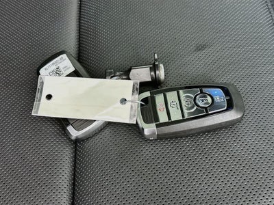 Ford Expedition Platinum 2027