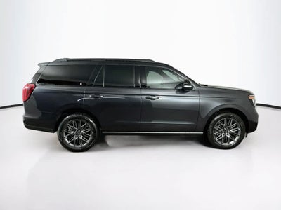 Ford Expedition Platinum 2027