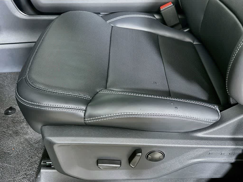 Ford Expedition Platinum 2027