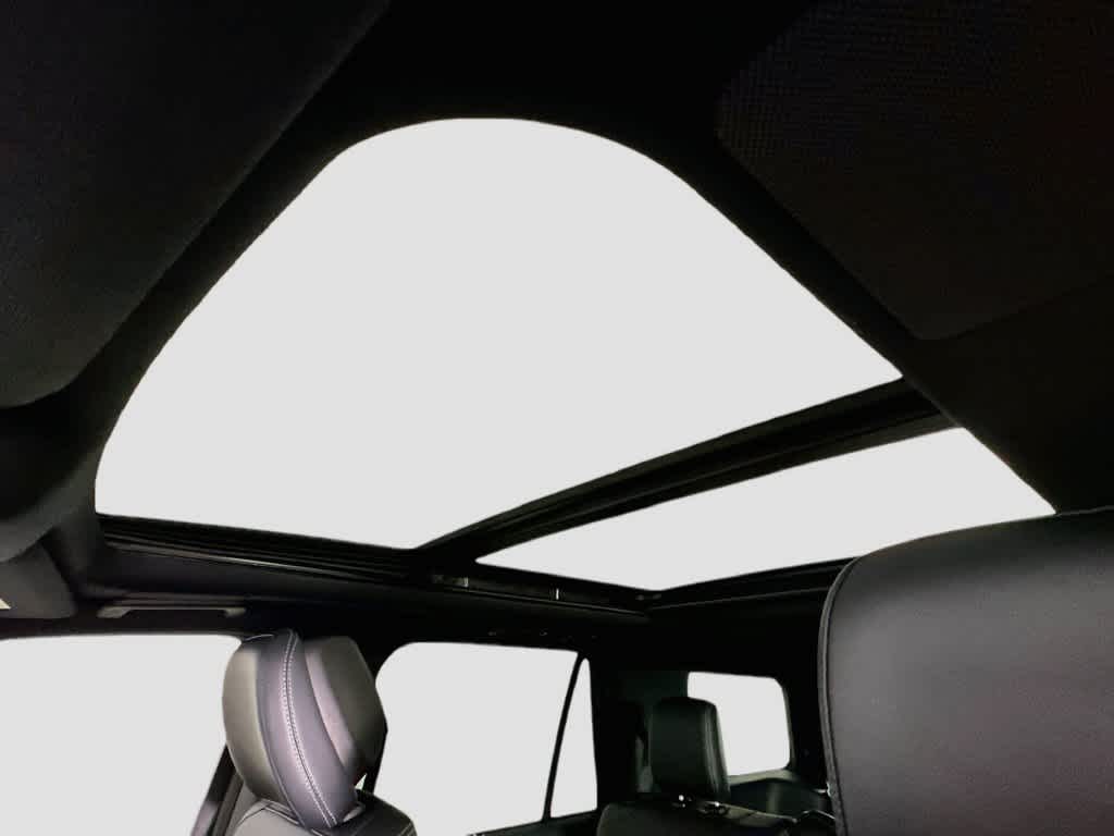 Ford Expedition Platinum 2027