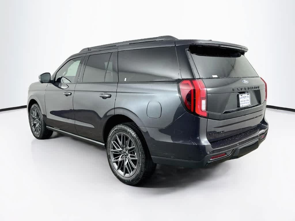 Ford Expedition Platinum 2027