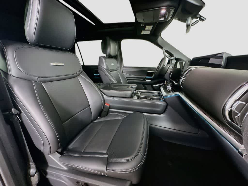 Ford Expedition Platinum 2027