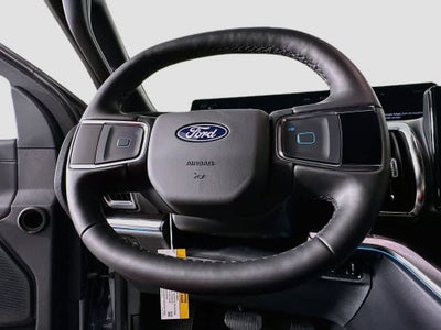 Ford Expedition Platinum 2027