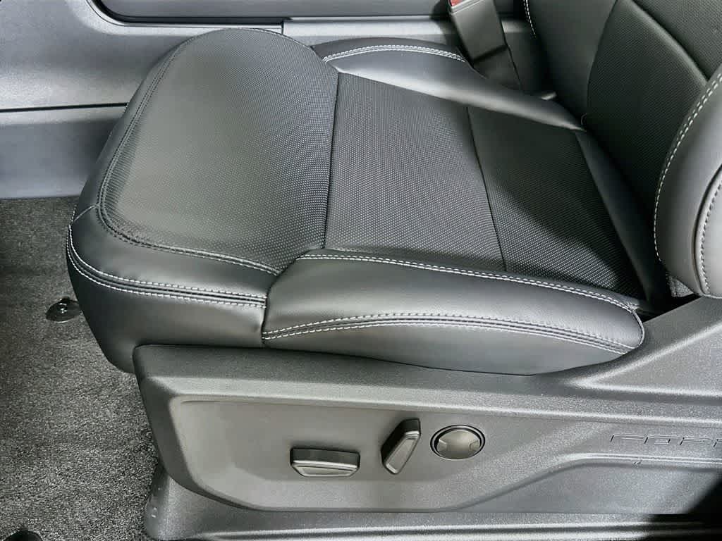 Ford Expedition Platinum 2027