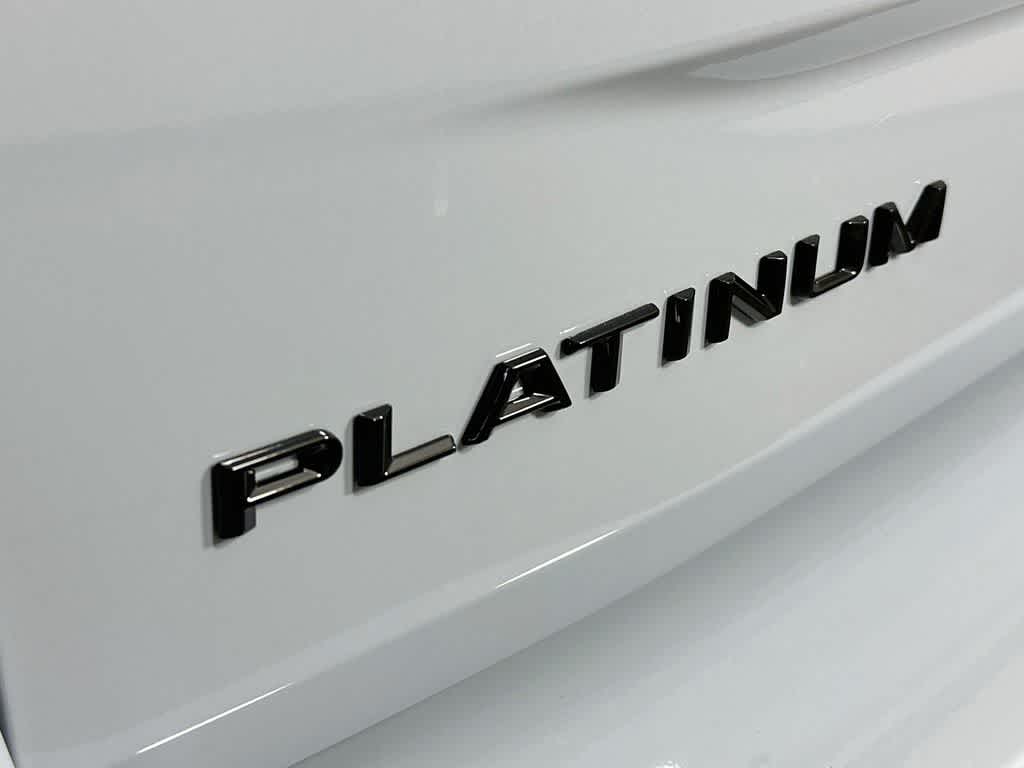 Ford Expedition Platinum 2027