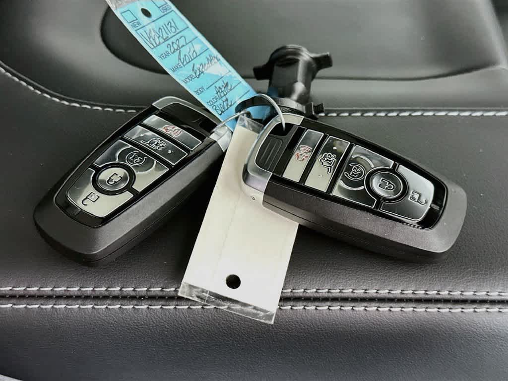 Ford Expedition Platinum 2027