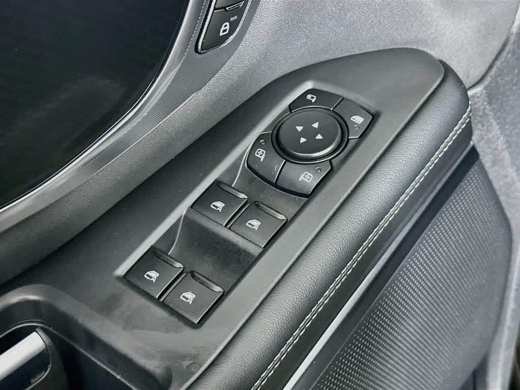 Ford Expedition Platinum 2027