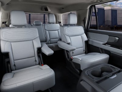 Ford Expedition Platinum 2027