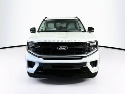 Ford Expedition Platinum 2027