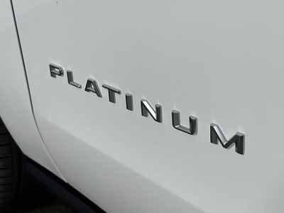 Ford Expedition Platinum 2027
