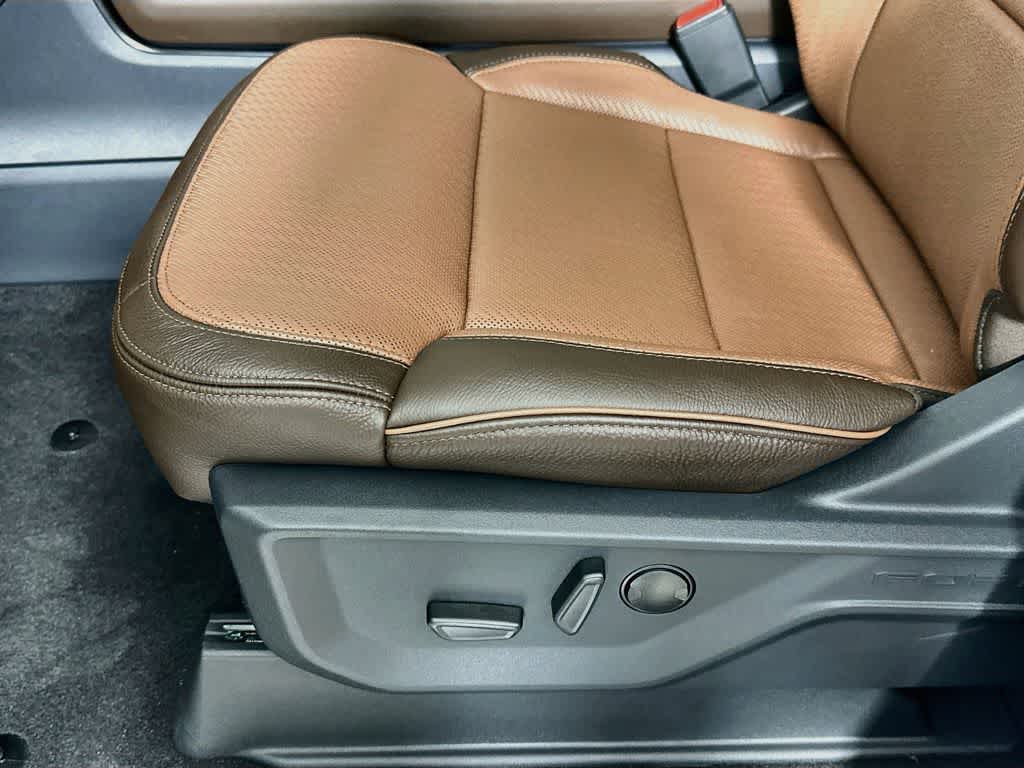 Ford Expedition King Ranch 2027