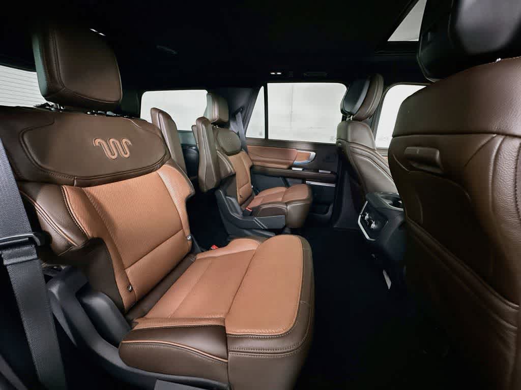 Ford Expedition King Ranch 2027