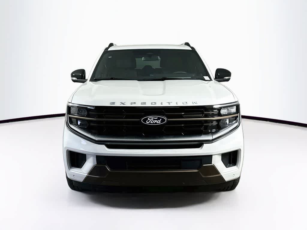 Ford Expedition King Ranch 2027