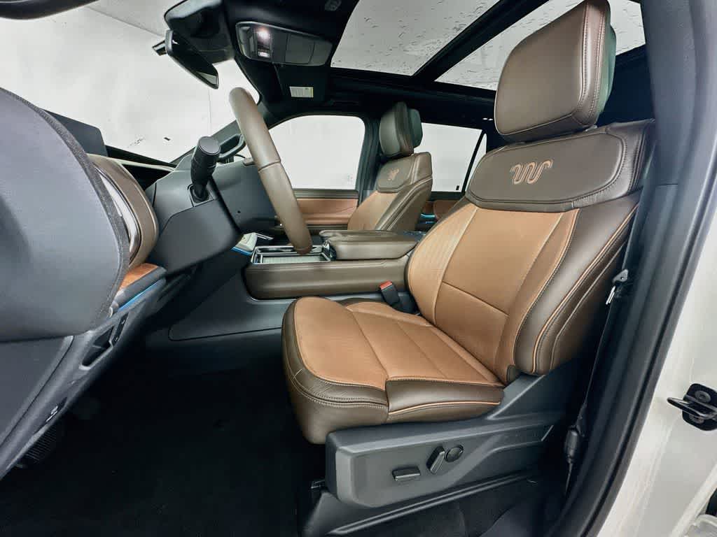 Ford Expedition King Ranch 2027