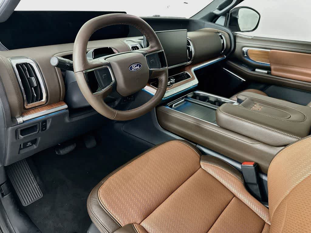 Ford Expedition King Ranch 2027