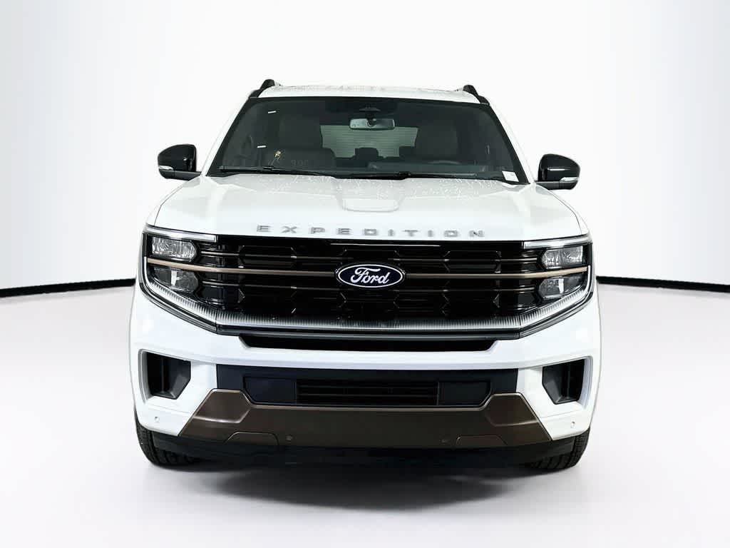 Ford Expedition King Ranch 2027