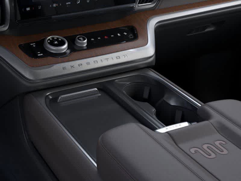 Ford Expedition King Ranch 2026