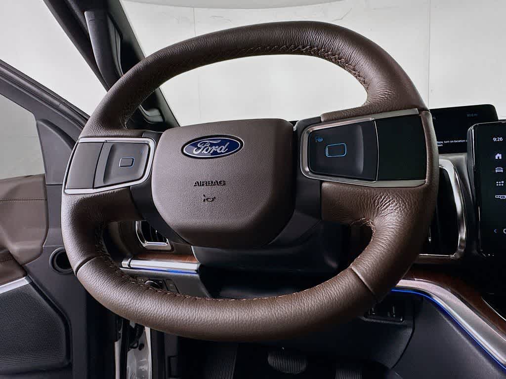 Ford Expedition King Ranch 2026